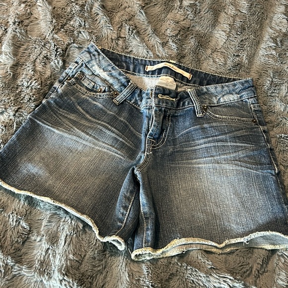Brody jean shorts. - Picture 1 of 3